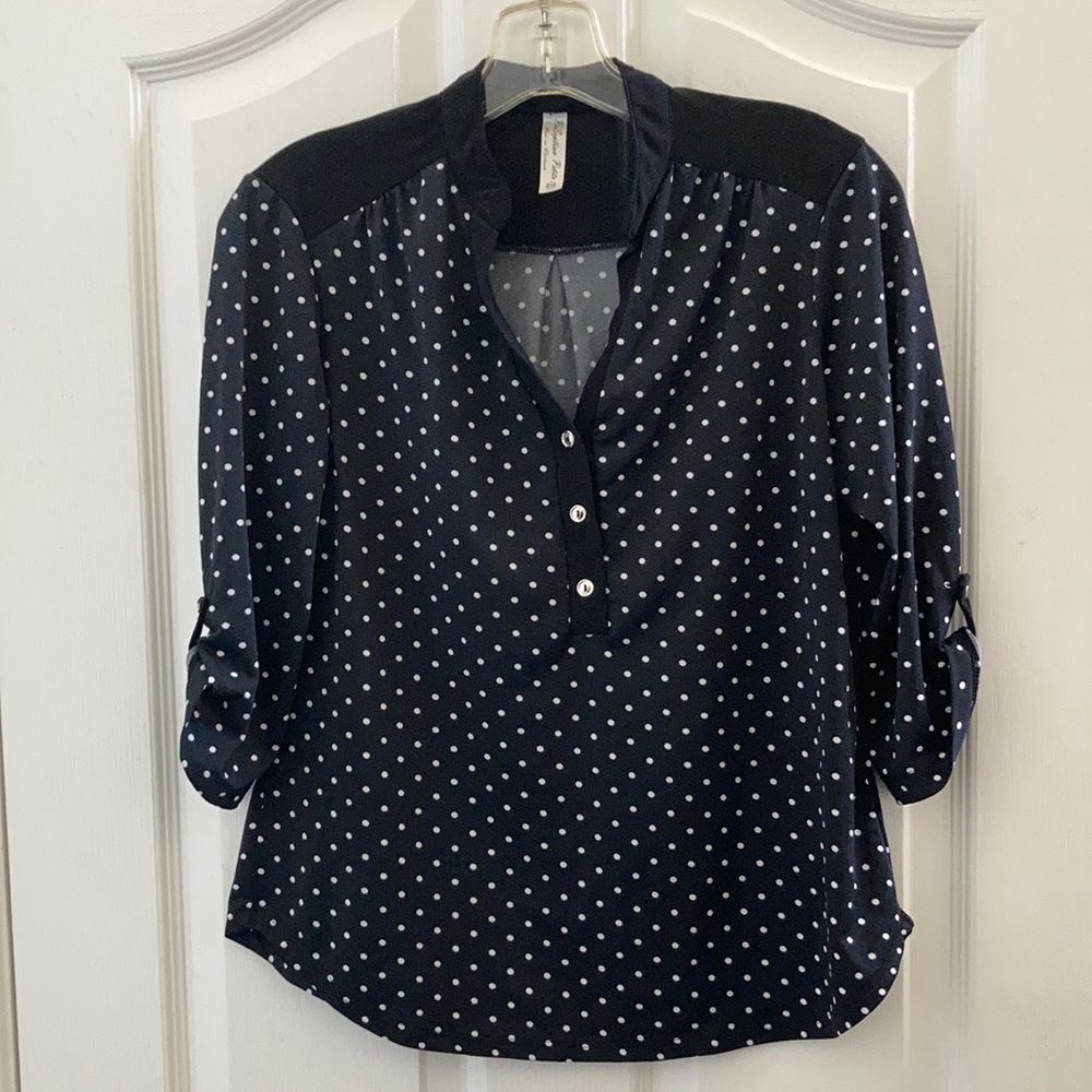 FINAL MARKDOWN Ladies’ PerSeption Petite Top (PM)